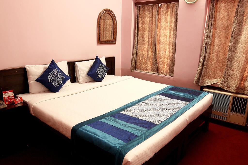 Oyo 2967 Bella Vista Hotel Calcutta Buitenkant foto