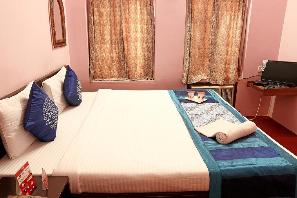 Oyo 2967 Bella Vista Hotel Calcutta Buitenkant foto